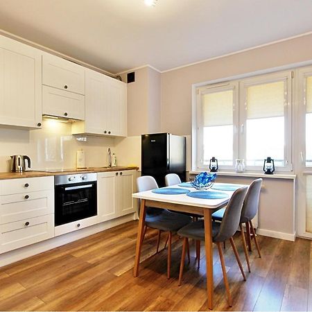 Apartament Kotwica Z Prywatnym Miejscem W Hali Garazowej Leilighet Świnoujście Eksteriør bilde